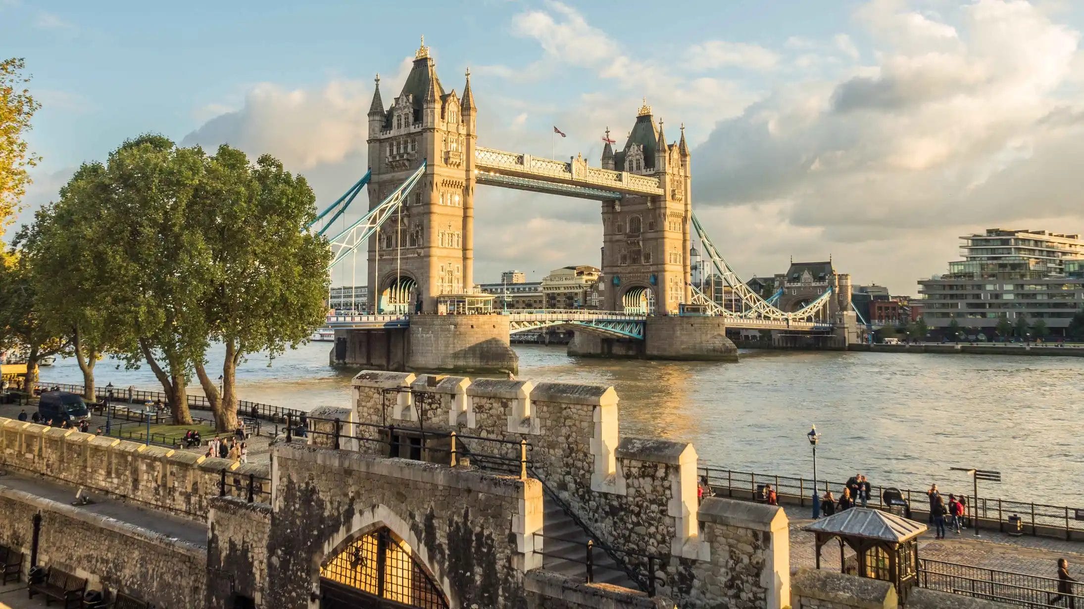 Descubriendo Londres La Guía Definitiva para Viajes de Estudio
